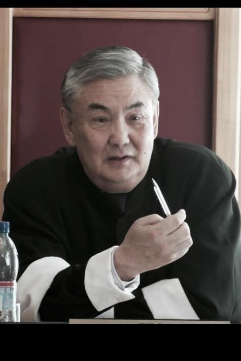 Игорь Николаев