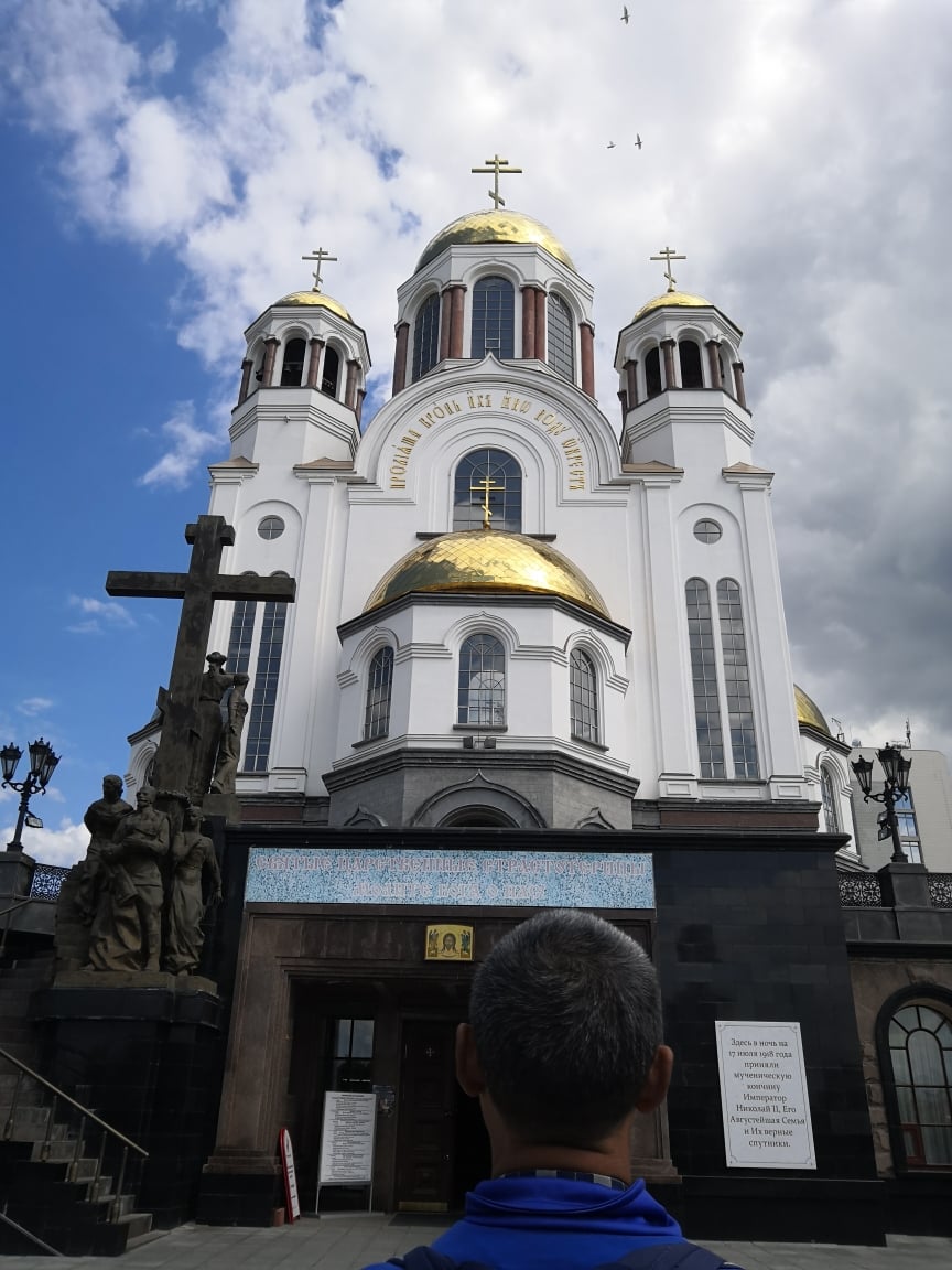 храм