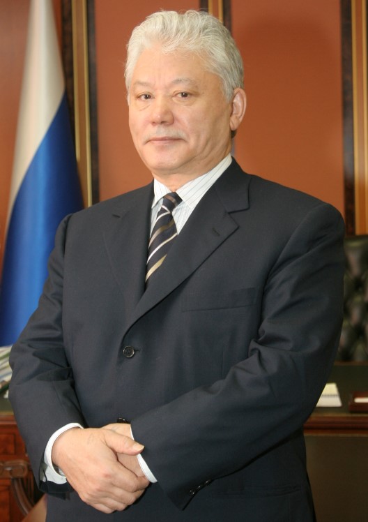 НИКОЛАЕВ