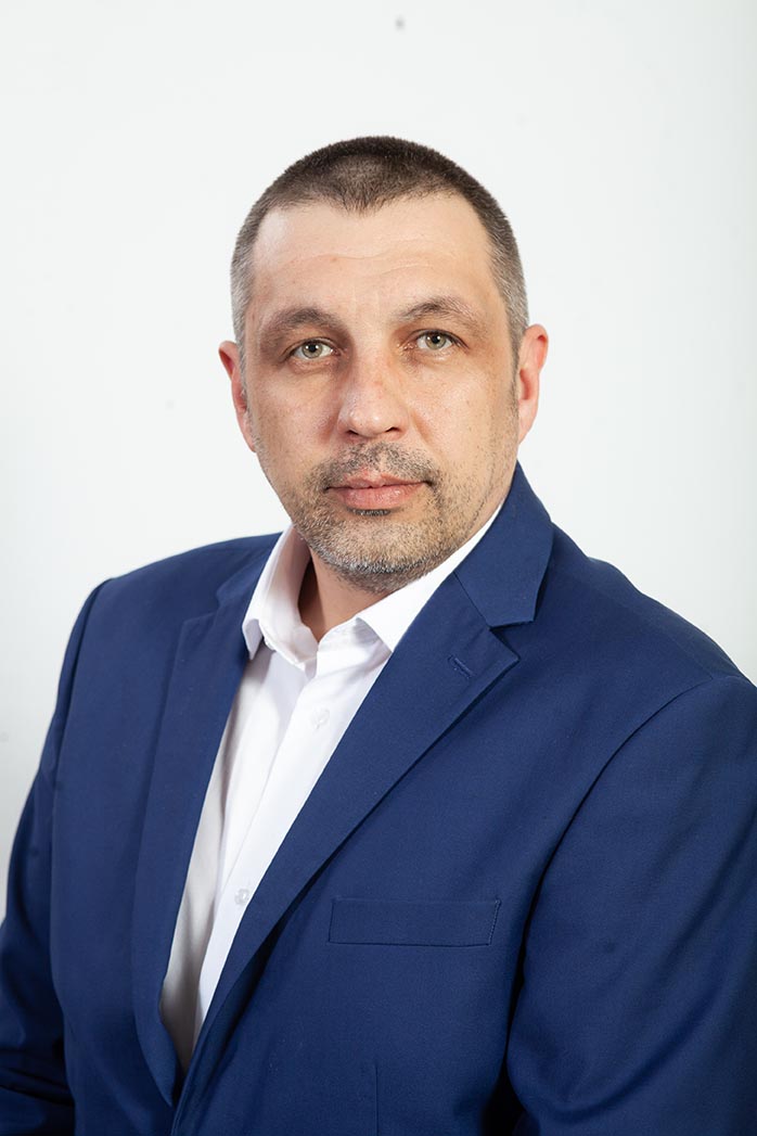4.Кушнарев Максим Петрович заместитель главного врача автотранспротного подразделения