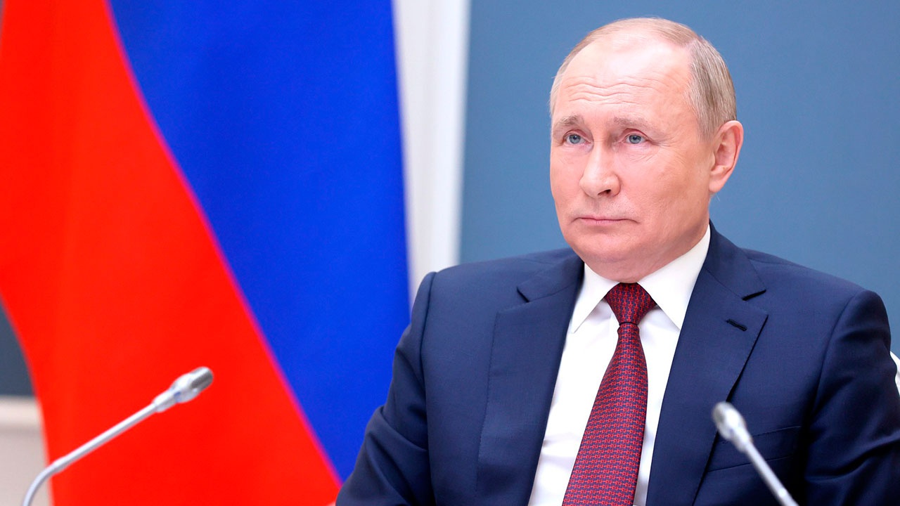 zakon o povyshenii mrot s 2022 goda podpisal vladimir putin