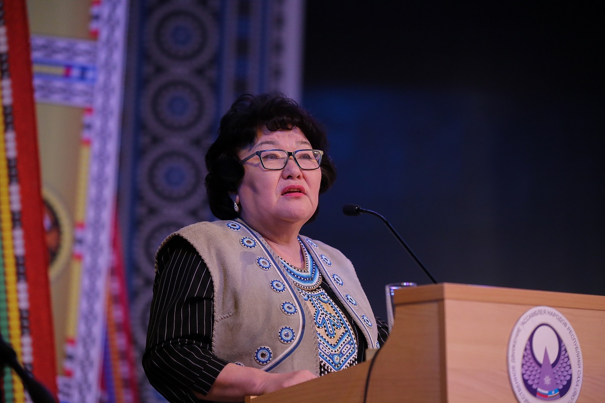 elena golomareva pozdravila assotsiatsiyu korennykh malochislennykh narodov severa yakutii